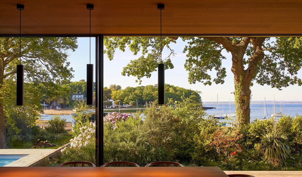 HiFinity Sliding & Folding - Island Rest located in Isle of Wight, United Kingdom