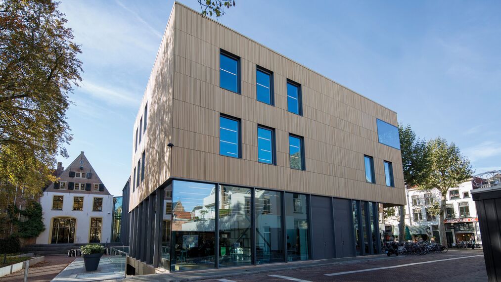 ConceptWall 50 Façades and ConceptSystem 77 Windows - Deventer Library located in Deventer, The Netherlands