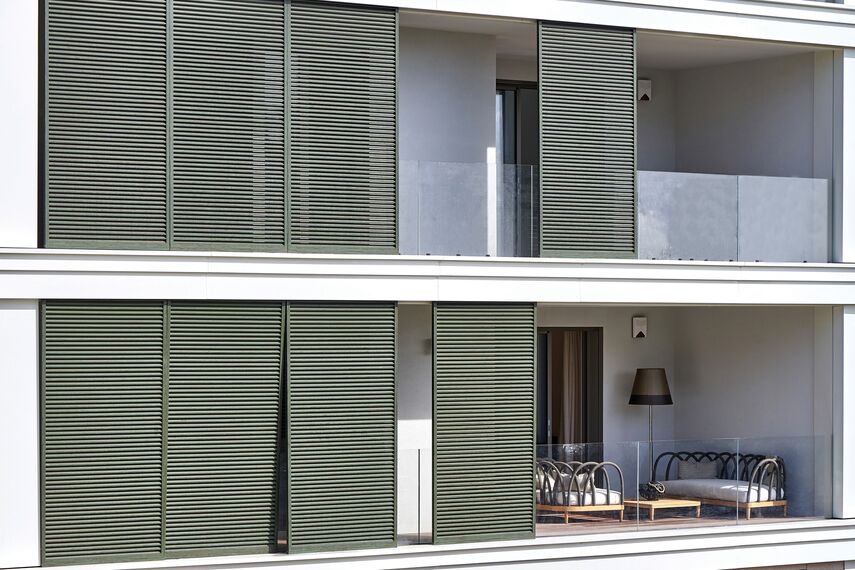 BriseSoleil 40 Solar Shading, CS 77 Hidden Vent Windows and SlimPatio 68 Sliding & Folding - Palazzo Arbà located in Genoa, Italy