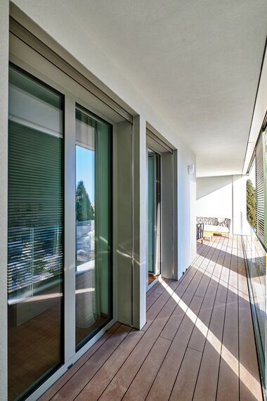 BriseSoleil 40 Solar Shading, CS 77 Hidden Vent Windows and SlimPatio 68 Sliding & Folding - Palazzo Arbà located in Genoa, Italy