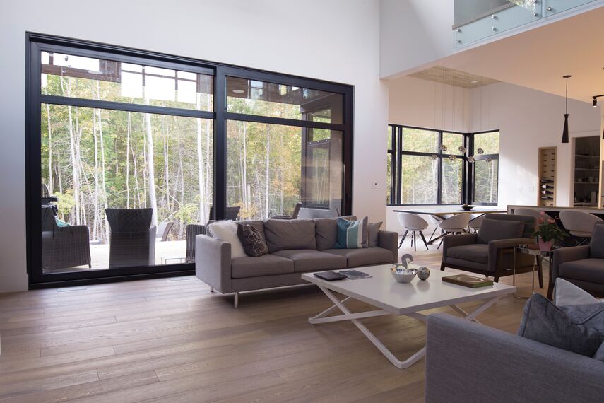 ConceptWall 50 Façades and ConceptSystem 77 Windows - Forest View Residence located inCanada