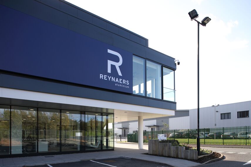 HiFinity Sliding & Folding, CW 50-FP Façades, CS 77 Fire Proof Windows and CW 50-SC Façades - Reynaers Knowledge Centre located in Birmingham, United Kingdom