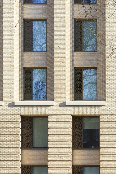 CS 38-SL Cancelled Systems - Apartmentcomplex Cartwright Gardens located in London, United Kingdom