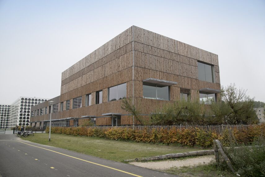 CS 38-SL Cancelled Systems and SlimLine 38 Windows - Boarding school Children's Campus Zuidas located in Amsterdam, The Netherlands