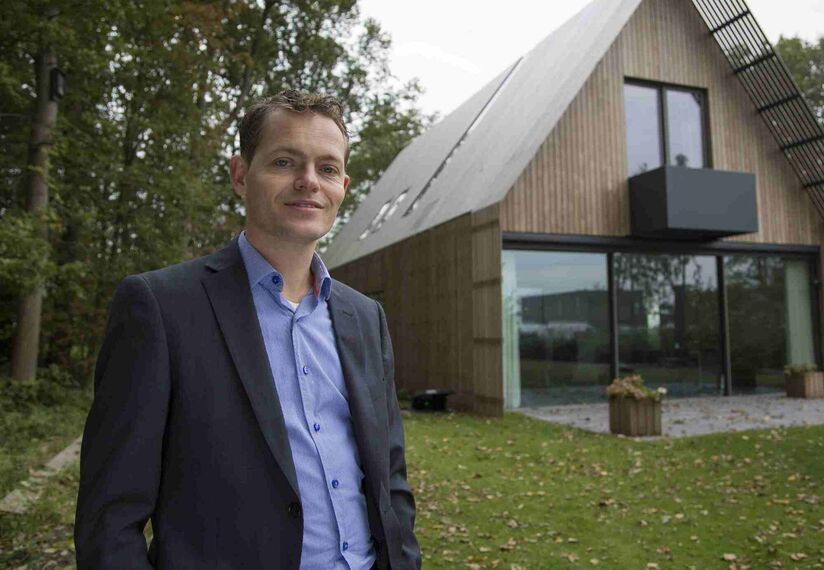 CS 86-HI (c) Cancelled Systems, ConceptWall 50 Façades and HiFinity Sliding & Folding - Villa Forest villa Voorschoten located in Voorschoten, The Netherlands