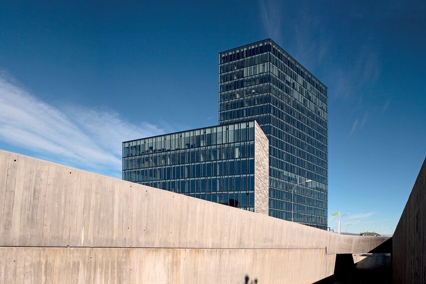ConceptWall 86 Façades - Höfdatorg located in Reykjavik, Iceland