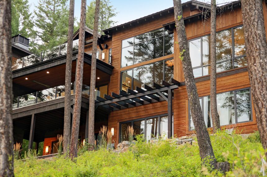 SlimLine 38 Windows, CS 77 Standard Doors, CS 77 Doors and ConceptFolding 77 Sliding & Folding - Iron Horse located in Kalispell, United States of America
