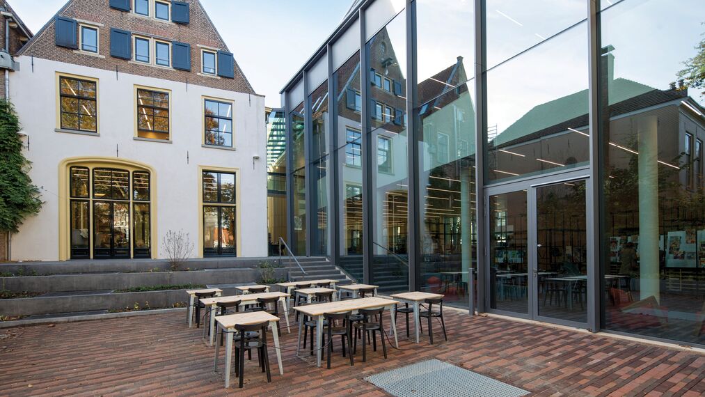 ConceptWall 50 Façades and ConceptSystem 77 Windows - Deventer Library located in Deventer, The Netherlands