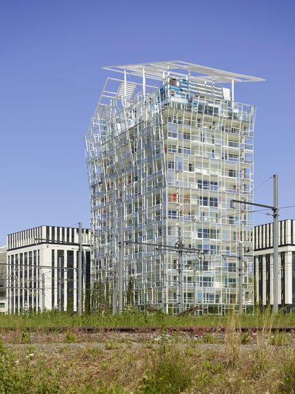 ThermoSystem 68 Windows and ConceptPatio 68 Sliding & Folding - Tour Ycone located in Lyon, France