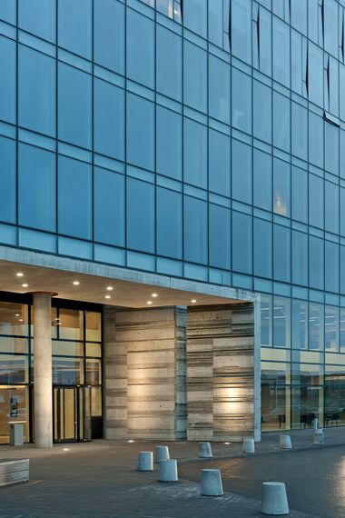 ConceptWall 86 Façades - Höfdatorg located in Reykjavik, Iceland
