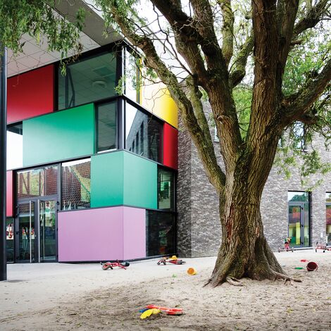 CS 86-HI (c) Cancelled Systems - School Elementary School 't Groen Drieske located in Gent, Belgium