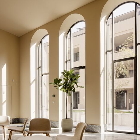 SlimLine 38 Windows - Edificio Pharmacia located in Porto, Portugal