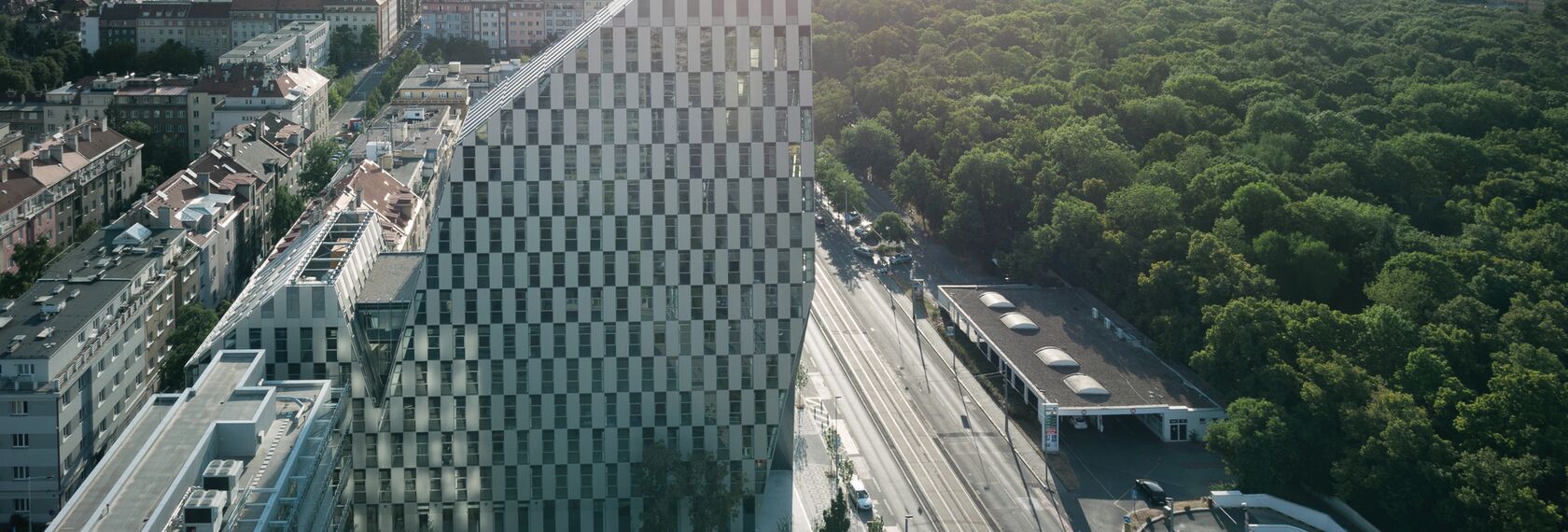 CW 86 Standard Façades and CW 86-EF Façades - Crystal located in Prague, Czech Republic