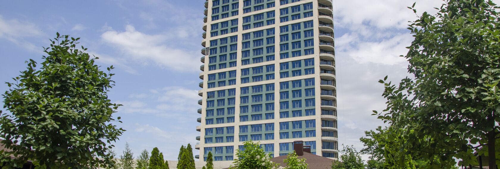 MasterLine 8 HI Windows and CW 50-HI Façades - Bartolomeo Resort Town located in Dnipropetrovsk, Ukraine