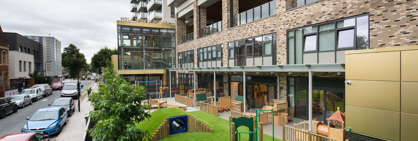 Vision 50 Doors, ConceptSystem 77 Windows, ConceptFolding 77 Sliding & Folding, CW 50 Standard Façades and CW 50 Façades - Apartmentcomplex Holy Trinity School and Vibe Apartments located in London, United Kingdom