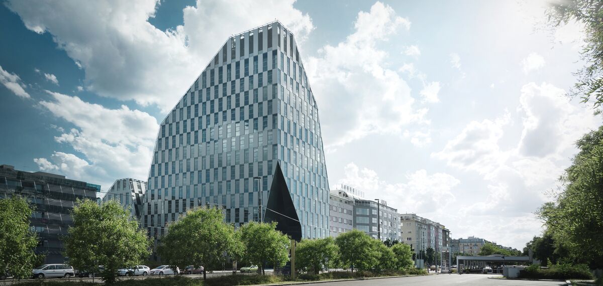 CW 86 Standard Façades and CW 86-EF Façades - Office building Crystal located in Prague, Czech Republic