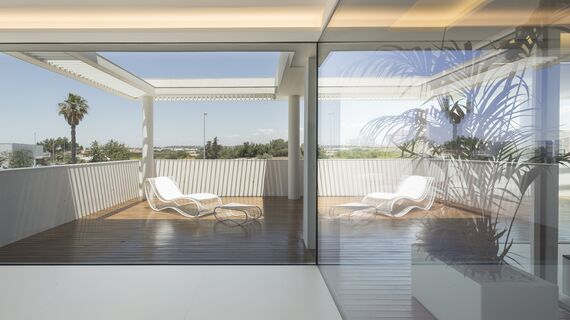 SlimPatio 68 Sliding & Folding, CS 77 Hidden Vent Windows, HiFinity Sliding & Folding and ConceptSystem 77 Windows - Casa D located in Ragusa, Italy
